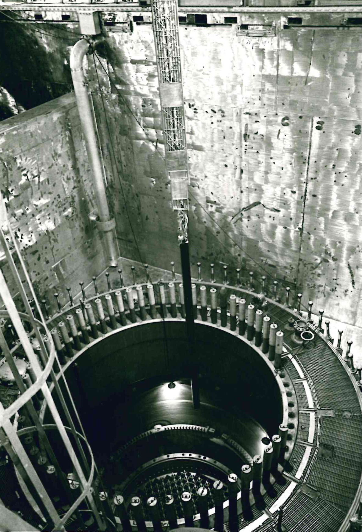 Nuclear fuel bundle